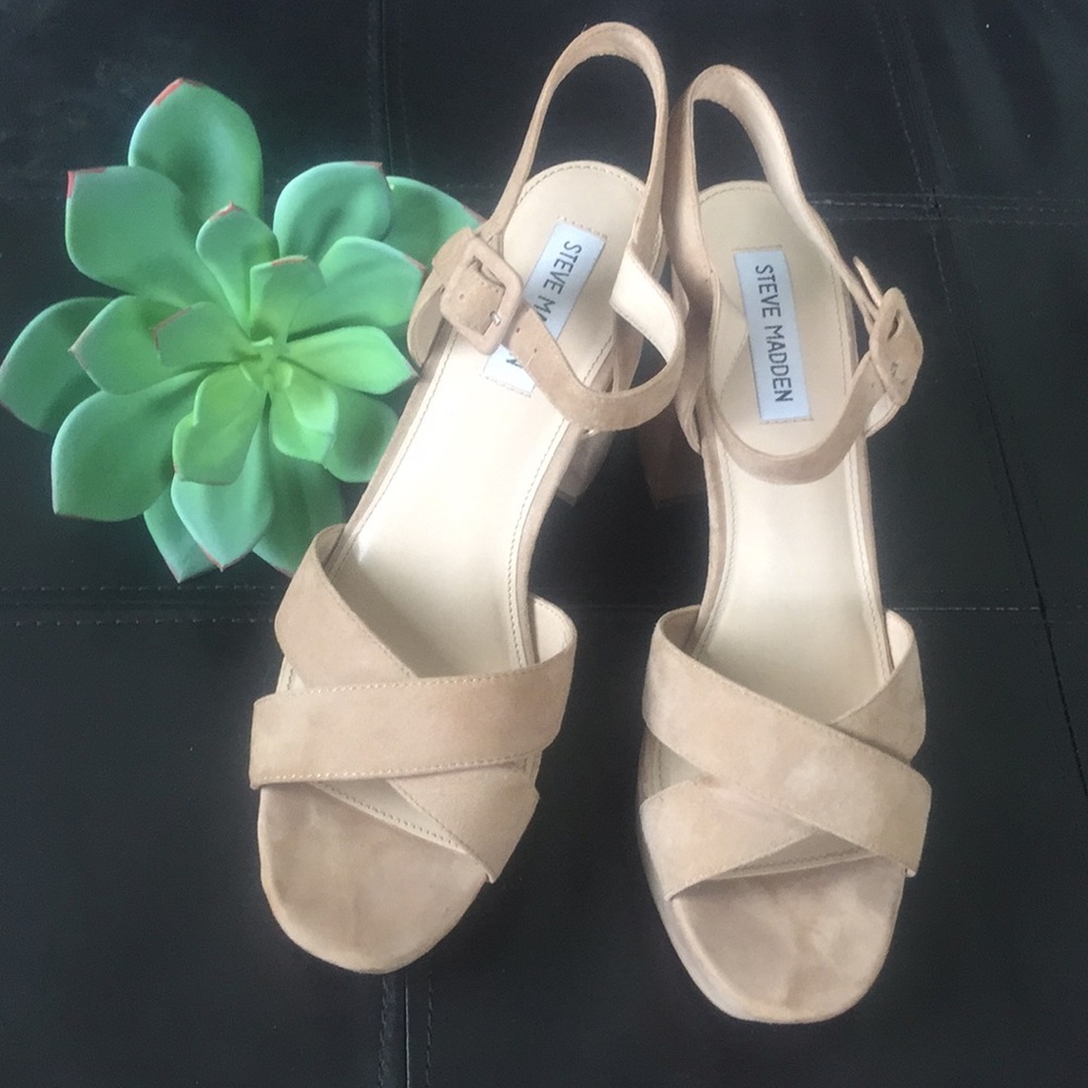 Steve Madden Beige Suede Platform Sandals